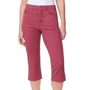 Gloria Vanderbilt Amanda Pink Cropped Capri Jeans